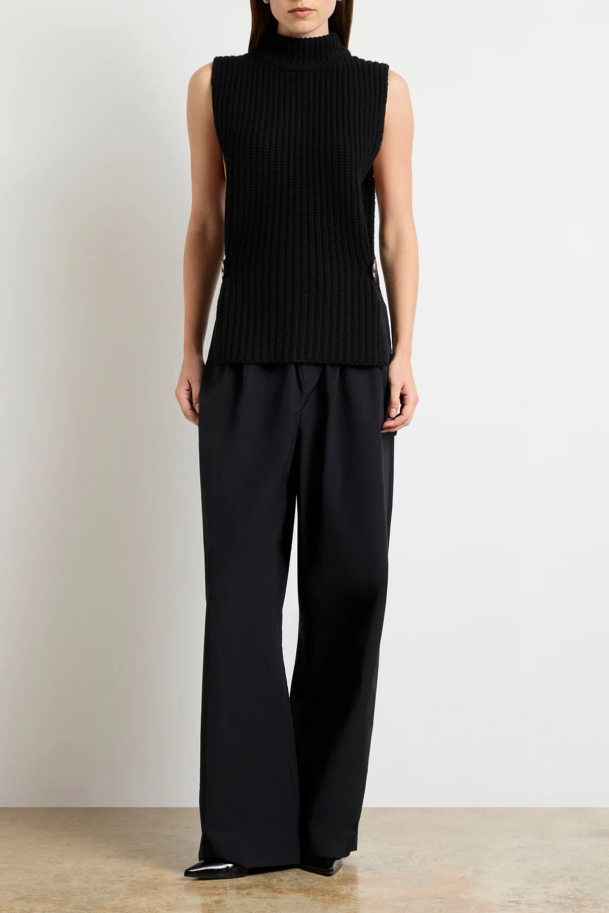 The Grayson English Rib Gillet in Black - Image 3