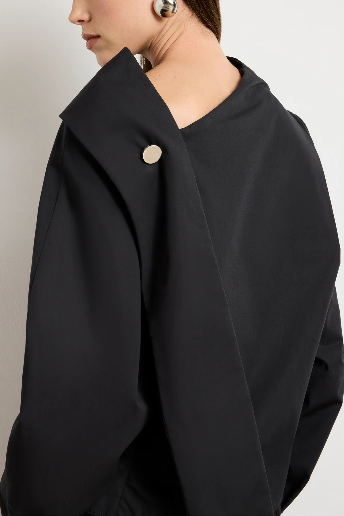The Quinn One Sleeve Poplin Scarf Neck Top in Black - Image 6