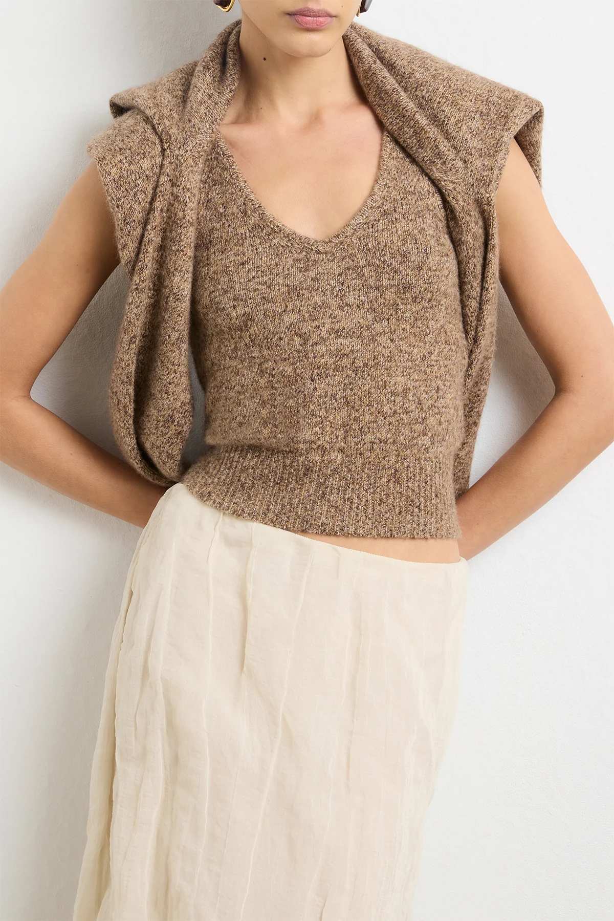The Reese Knit Tank in Marled Brown Silk Cashmere - Image 4